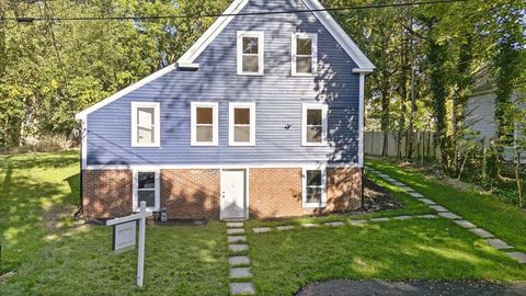 11 Willow Ave East Bridgewater MA 02333