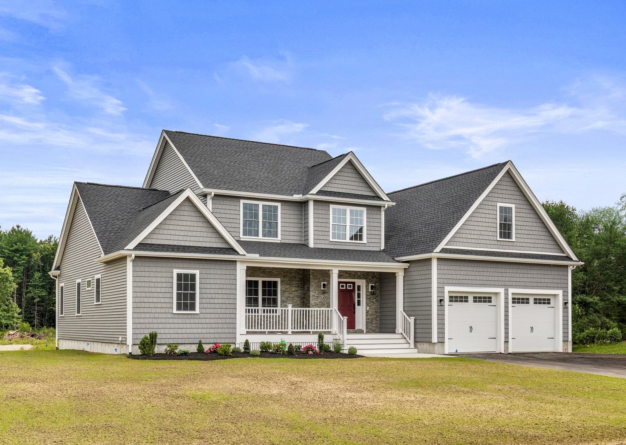 10 April Way, Millis MA 02054