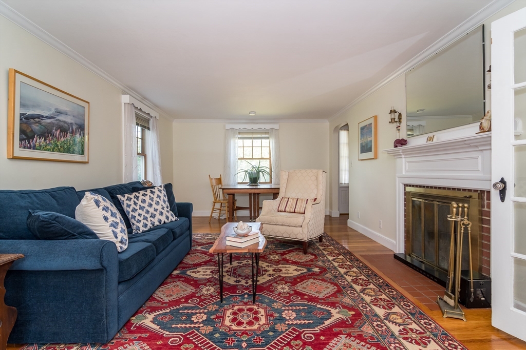 84 Walnut St