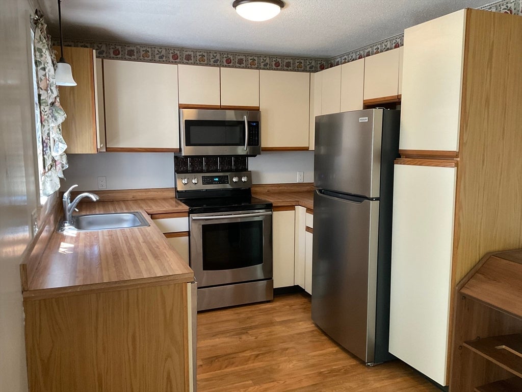 5 Meadowhill Ct 44