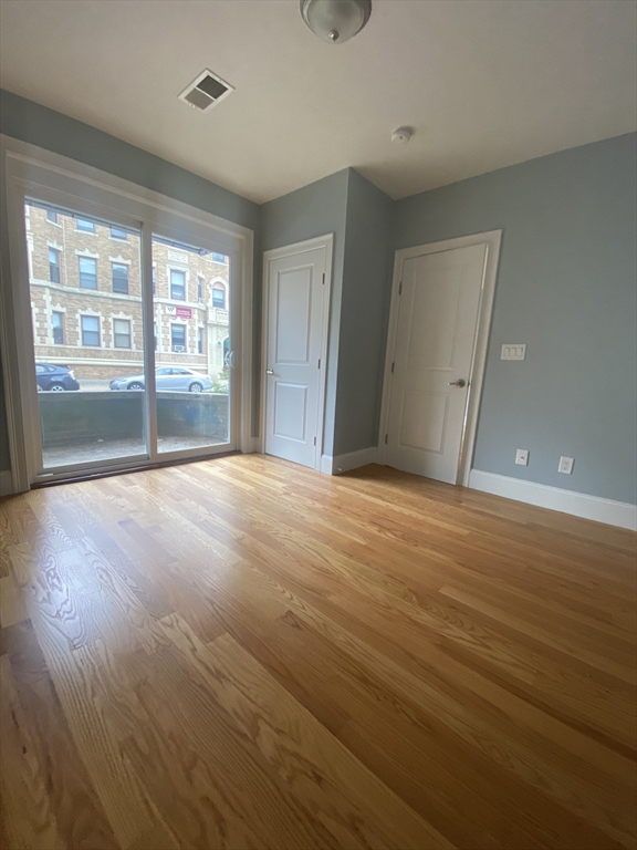 186 Kelton St 2