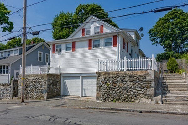 100-102 Phillips St