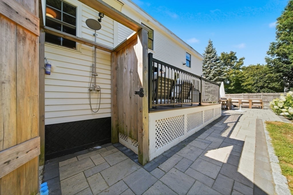 105 Bow St, Peabody, MA Photo #26