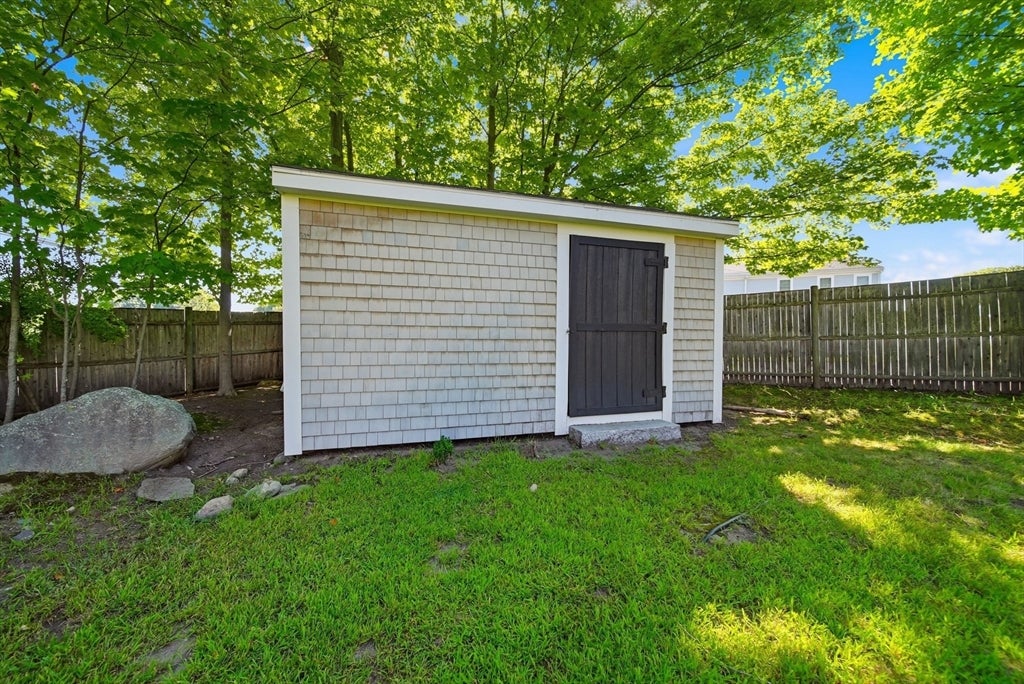 105 Bow St, Peabody, MA Photo #37