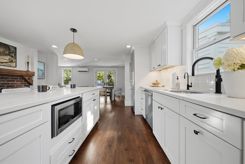 105 Bow St, Peabody, MA Photo #6