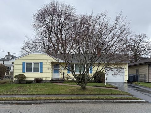 14 Orchard St Methuen MA 01844