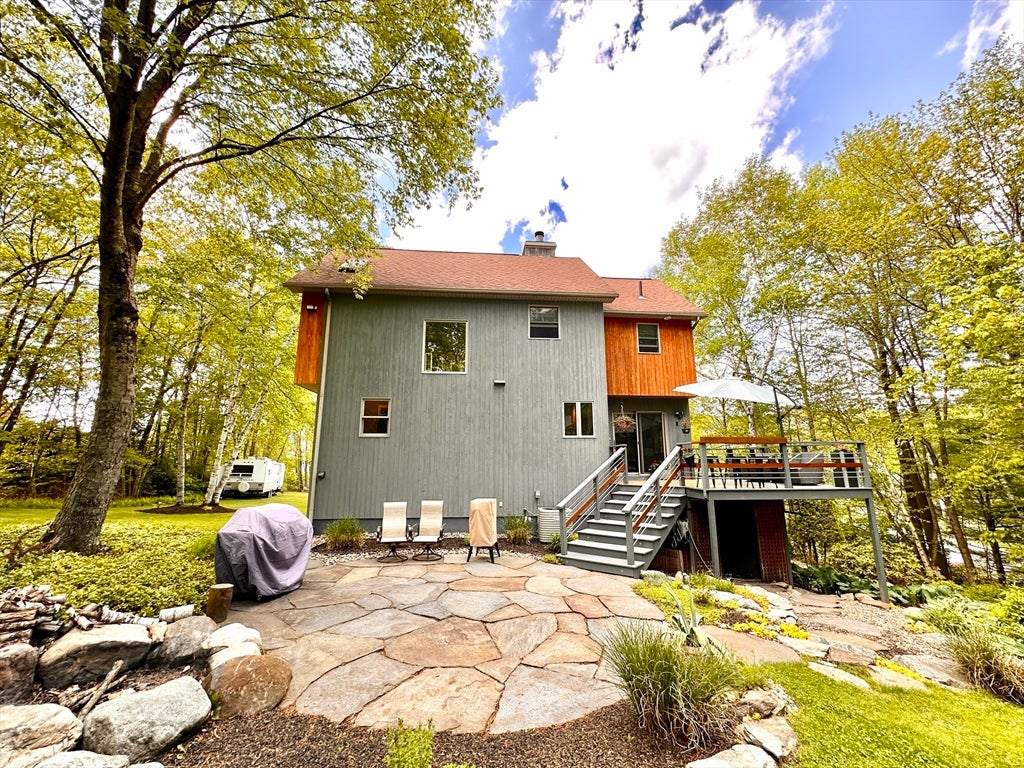 14 Laurel Ridge Dr, Belchertown, MA Photo #3