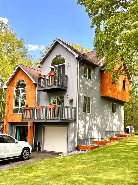 14 Laurel Ridge Dr, Belchertown, MA Photo #2