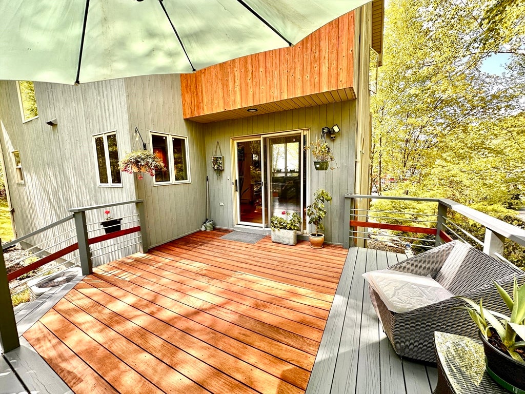 14 Laurel Ridge Dr, Belchertown, MA Photo #4