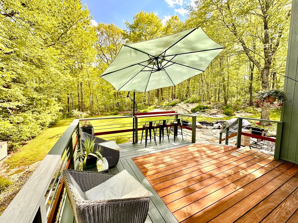 14 Laurel Ridge Dr, Belchertown, MA Photo #5