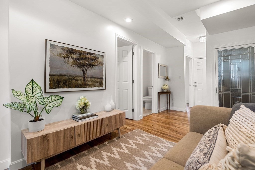 29 Clarence Street #1, Boston, MA, 29 Clarence Street #1, Boston, MA Photo #5
