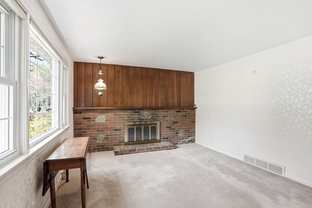 313 Plain St, Bridgewater, MA Photo #16