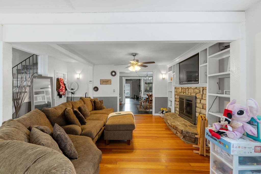 274 Primrose