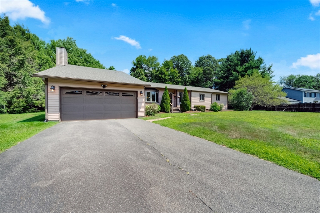 5 Country View Ln