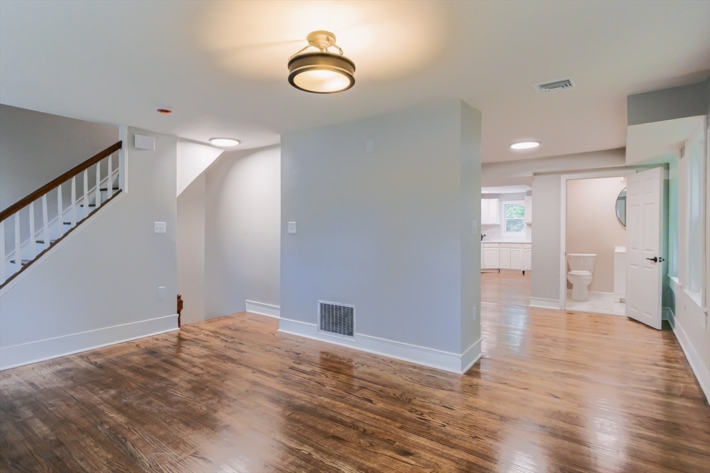 51 School St 3