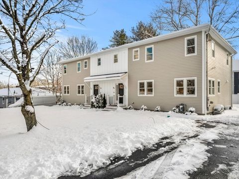 Photo of 35 Neillian Way #35, Bedford, MA 01730 (MLS # 73471263)