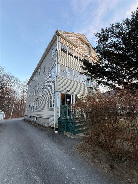 Photo of 92 Stanton Street #3, Worcester, MA 01605 (MLS # 73469531)