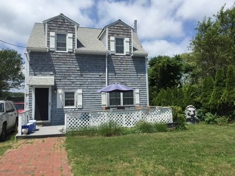 Photo of 9 Beach St, Plymouth, MA 02360 (MLS # 73486472)
