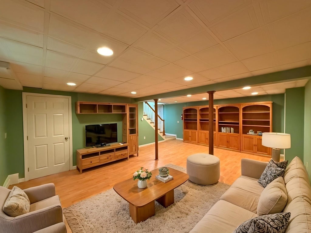 9 Bancroft St, Pepperell, MA, 9 Bancroft St, Pepperell, MA Photo #8