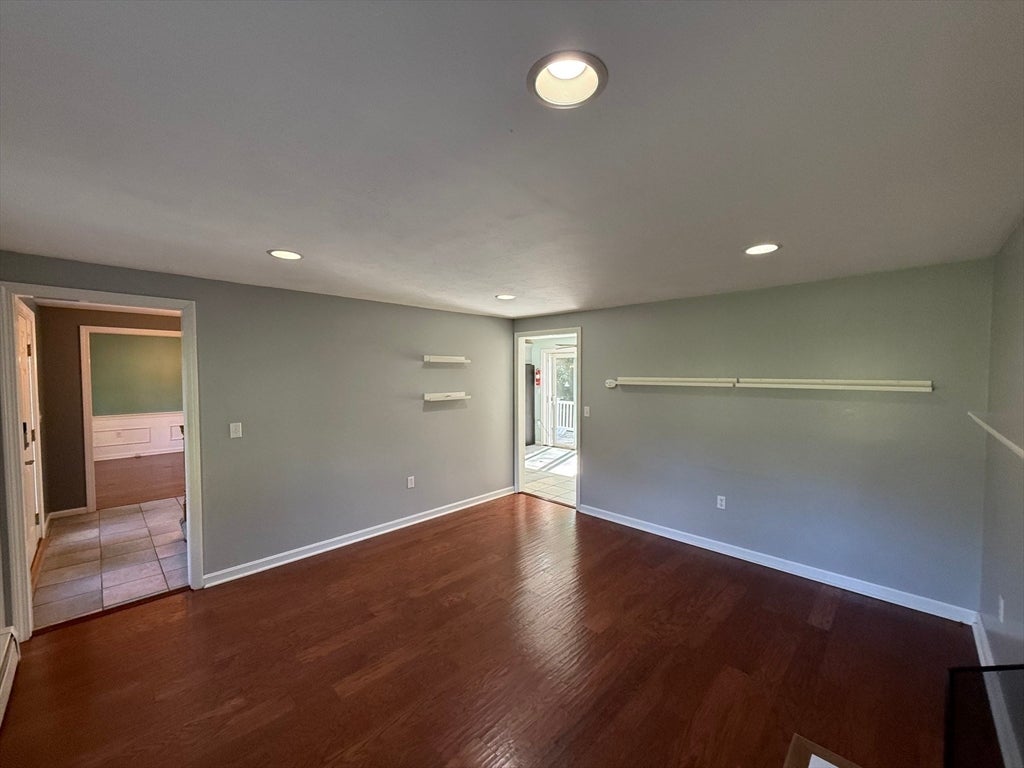 9 Bancroft St, Pepperell, MA, 9 Bancroft St, Pepperell, MA Photo #11