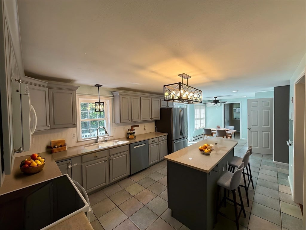 9 Bancroft St, Pepperell, MA, 9 Bancroft St, Pepperell, MA Photo #4