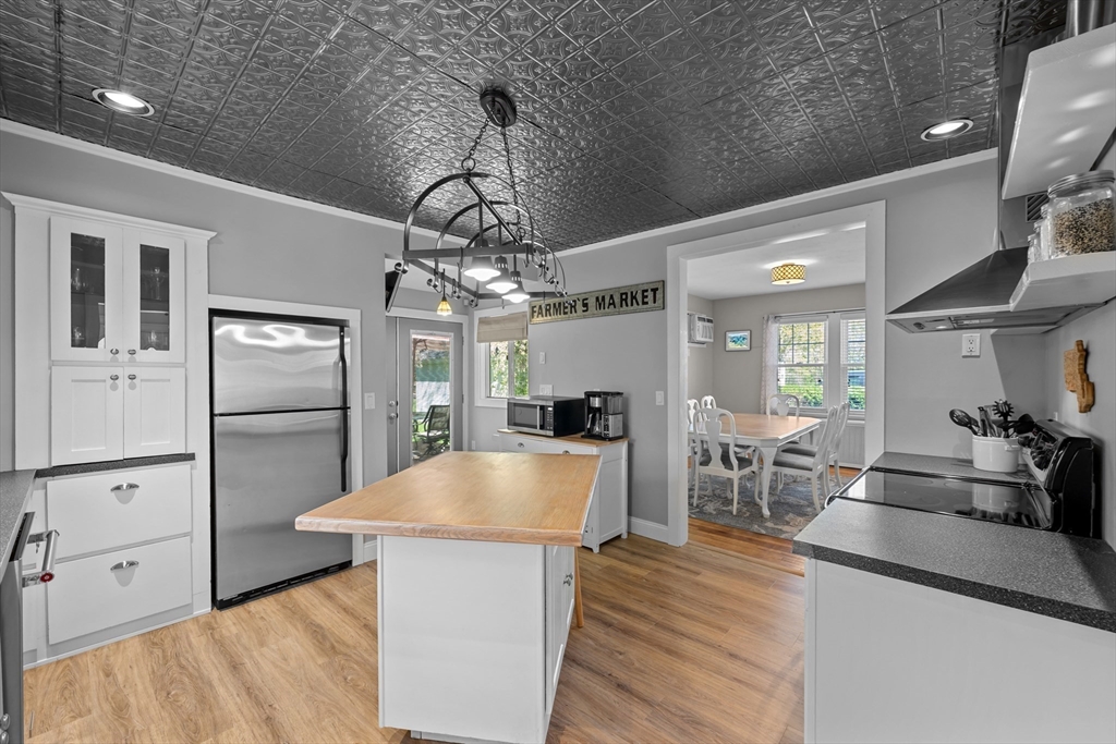 25 Ludlow St, Worcester, MA Photo #14