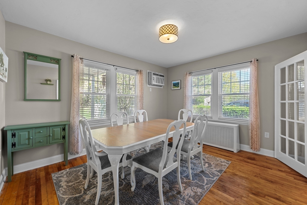 25 Ludlow St, Worcester, MA Photo #10