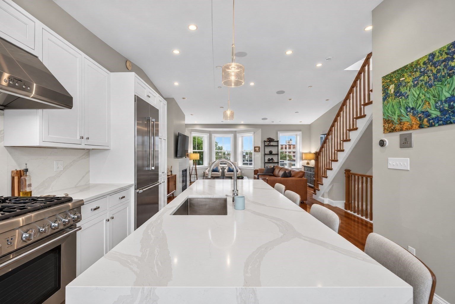 550 E Broadway 2