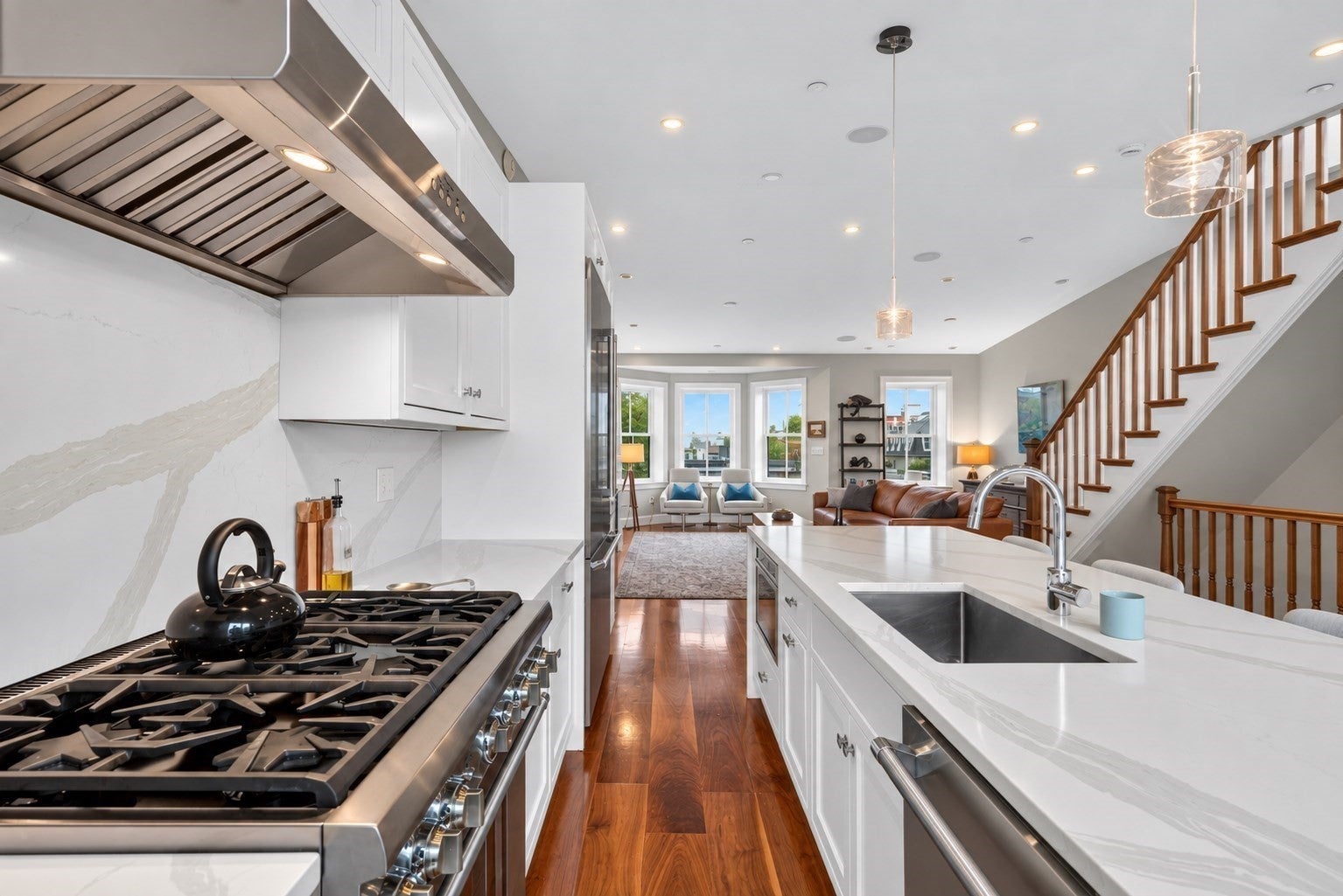 550 E Broadway 2
