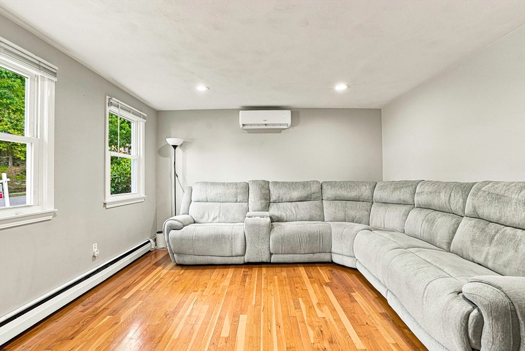 31 Lexington Road, Shrewsbury, MA, 31 Lexington Road, Shrewsbury, MA Photo #10