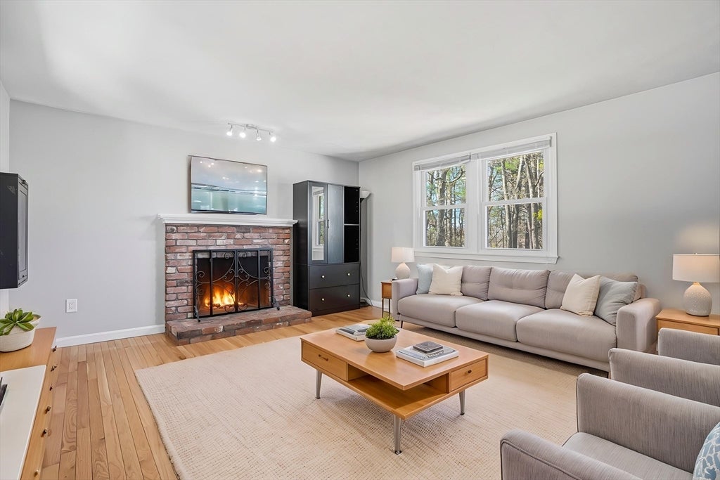 31 Lexington Road, Shrewsbury, MA, 31 Lexington Road, Shrewsbury, MA Photo #14