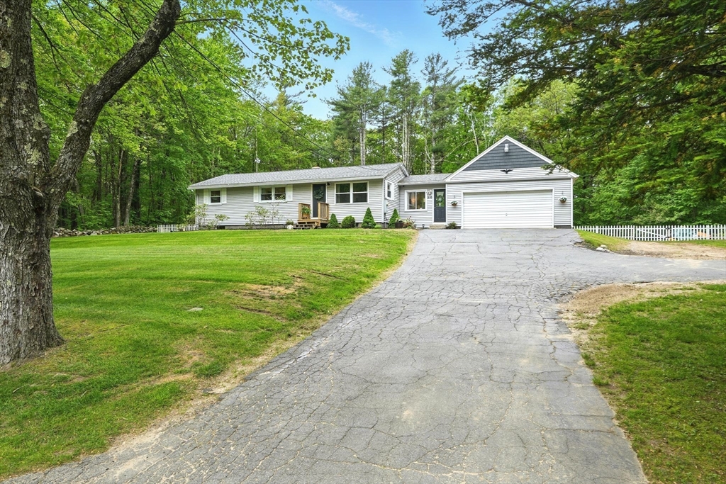 210 Daniel Shays Hwy