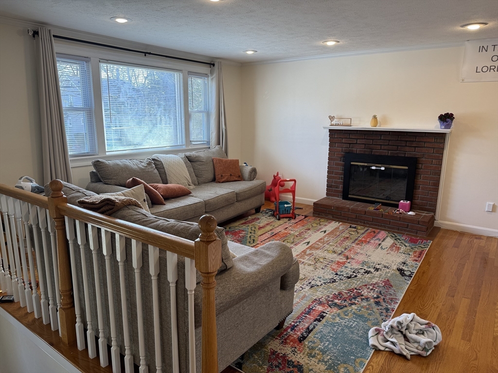 22 Pine St