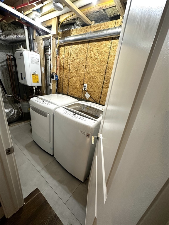 Somerville, Massachusetts 02145, United States, 2 Bedrooms Bedrooms, ,2 BathroomsBathrooms,Residential,Active,117750