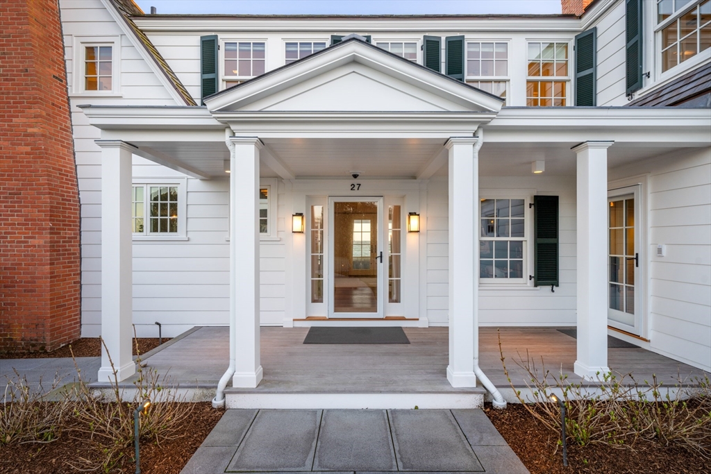 Barnstable, Massachusetts 02647, United States, 8 Bedrooms Bedrooms, ,6 BathroomsBathrooms,Residential,Active,110266