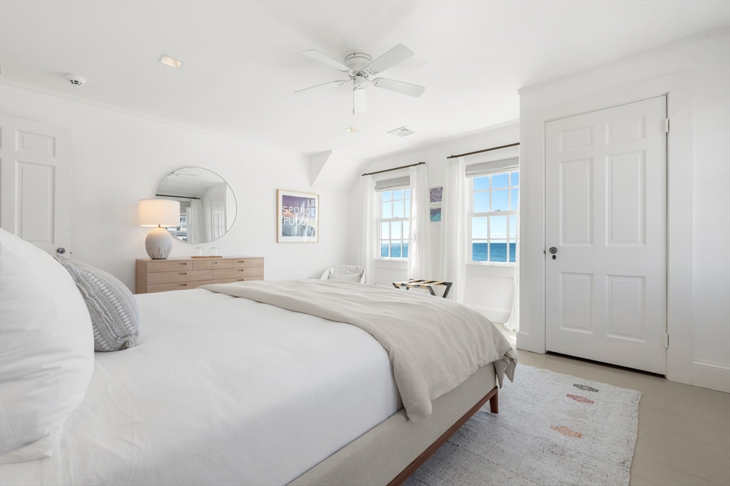 Barnstable, Massachusetts 02647, United States, 8 Bedrooms Bedrooms, ,6 BathroomsBathrooms,Residential,Active,110266