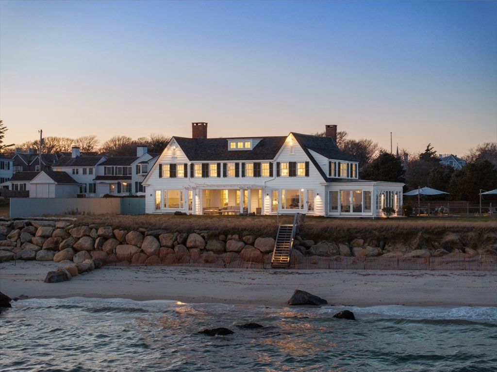 Barnstable, Massachusetts 02647, United States, 8 Bedrooms Bedrooms, ,6 BathroomsBathrooms,Residential,Active,110266