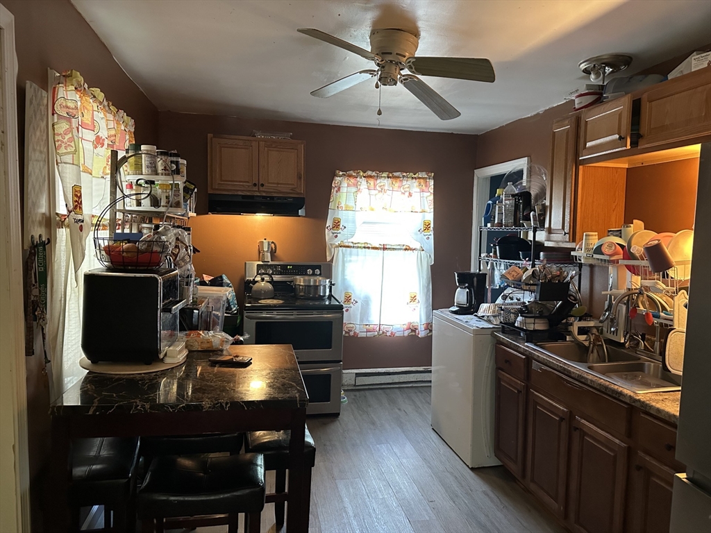 52 Burr St