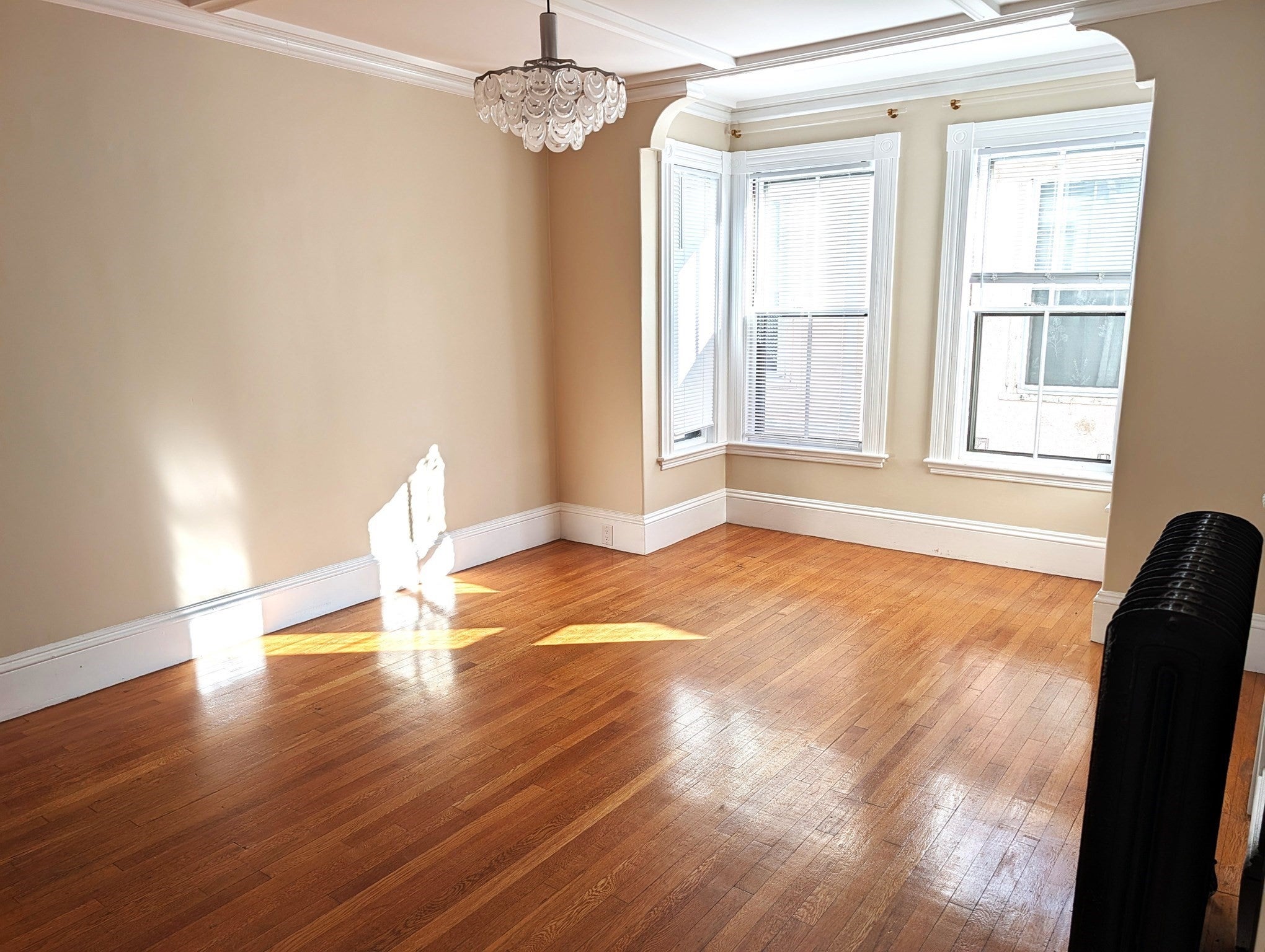 Photo of 43 Summit Ave, Salem, MA