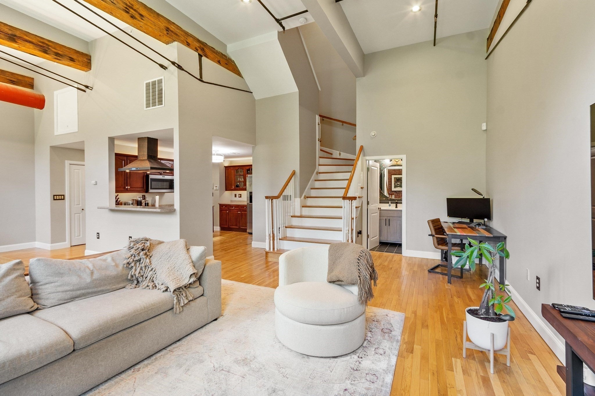 12 Brookside Rd 25