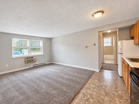 Photo of 5 Colonial Village Dr #1, Arlington, MA 02474 (MLS # 73594139)