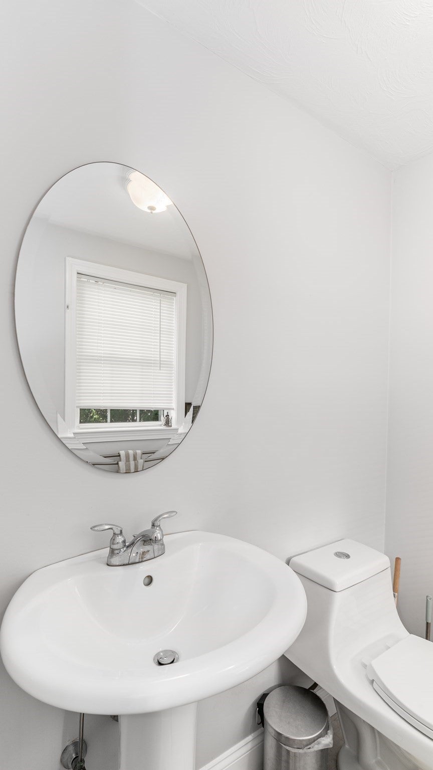 111 Marivista Ave, Waltham, MA Photo #8