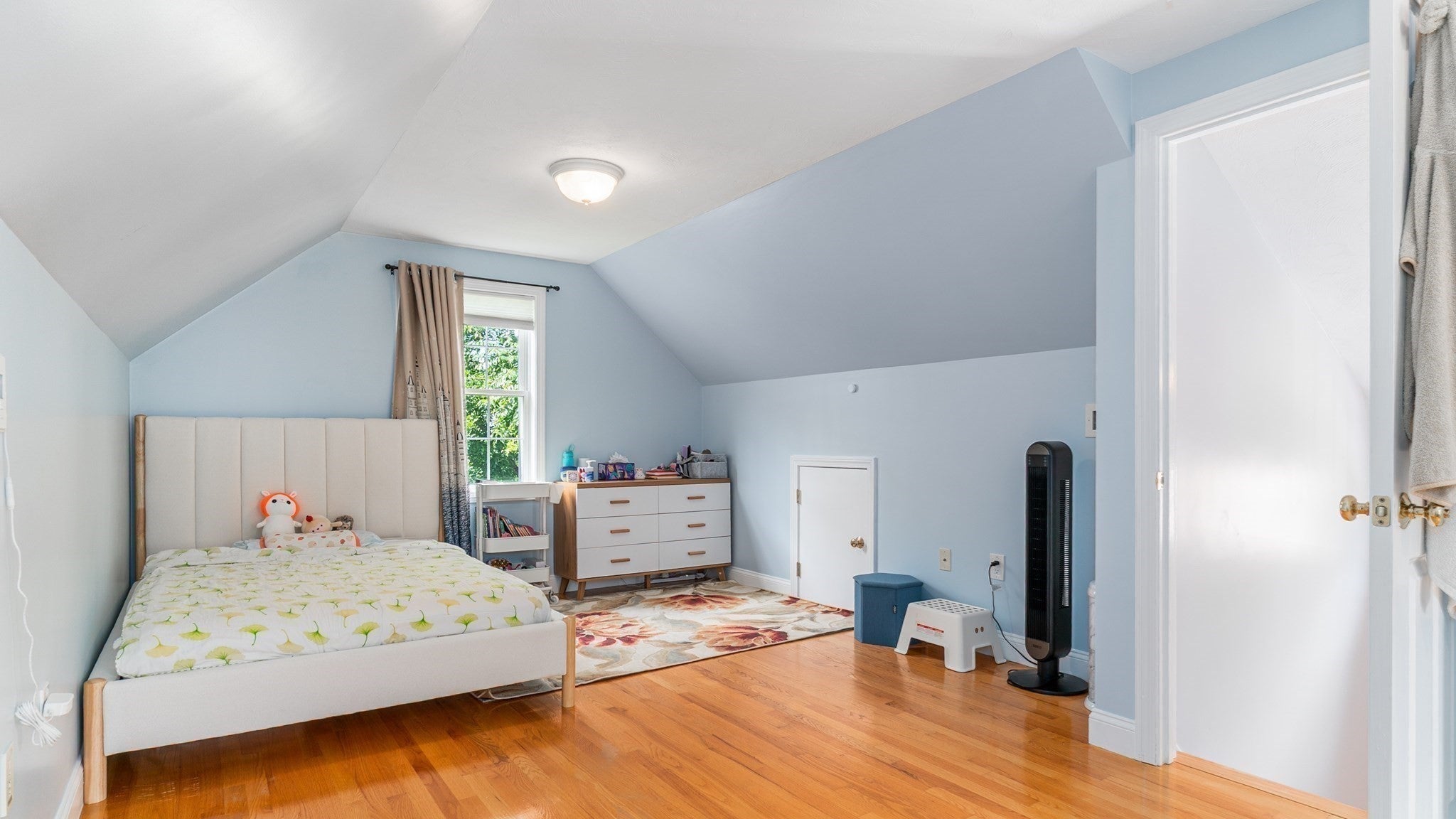 111 Marivista Ave, Waltham, MA Photo #16