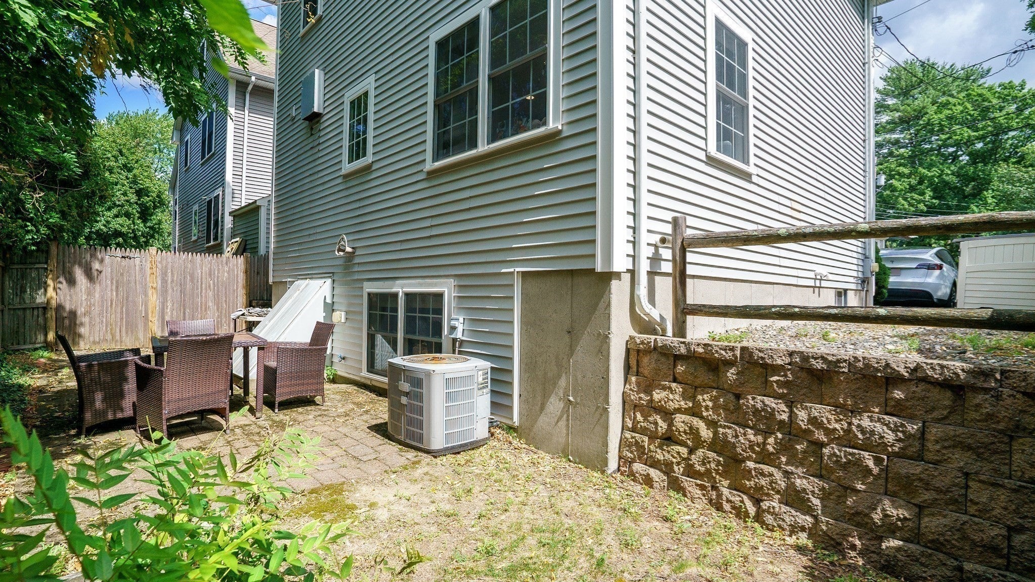 111 Marivista Ave, Waltham, MA Photo #23