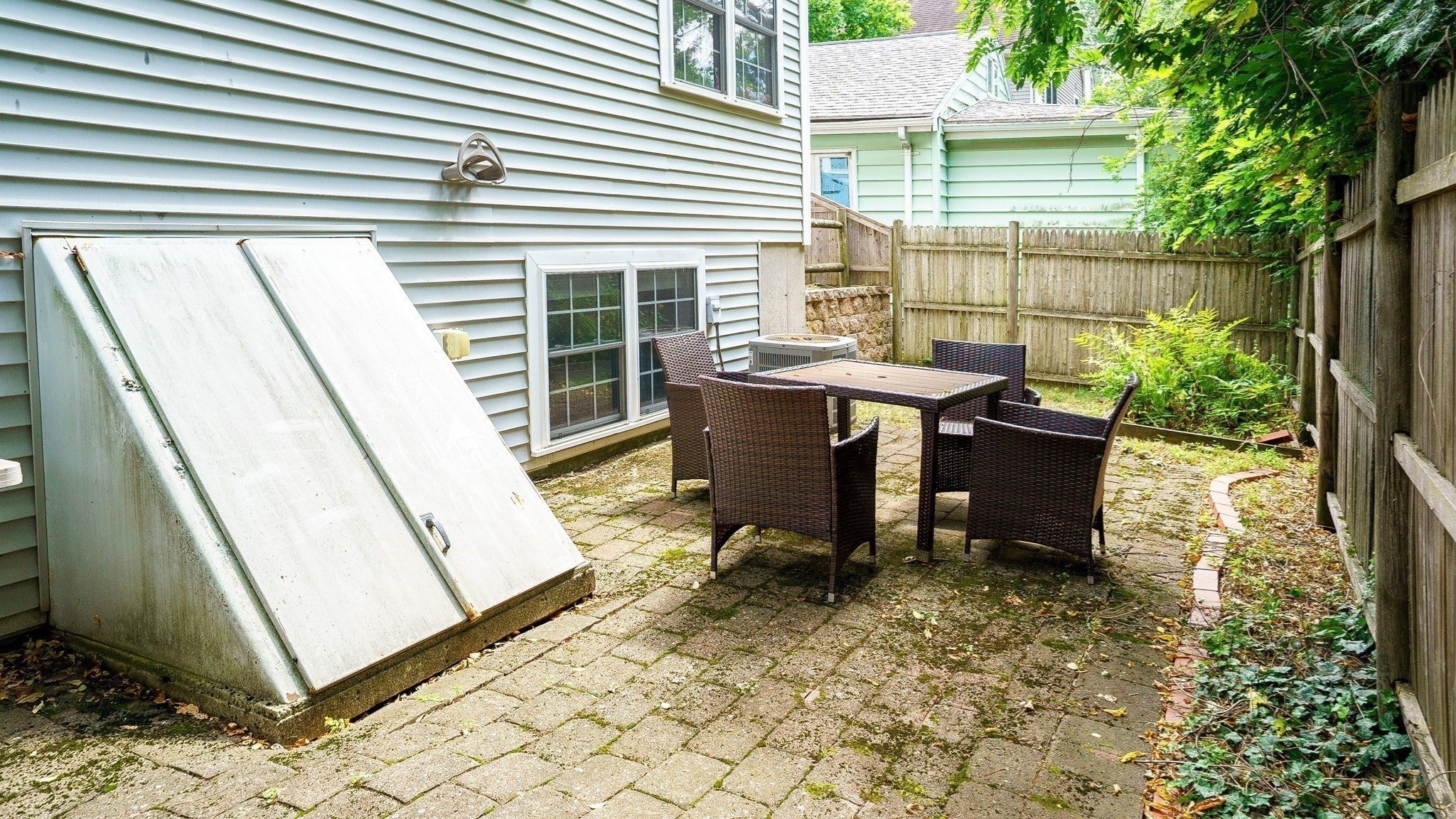 111 Marivista Ave, Waltham, MA Photo #20