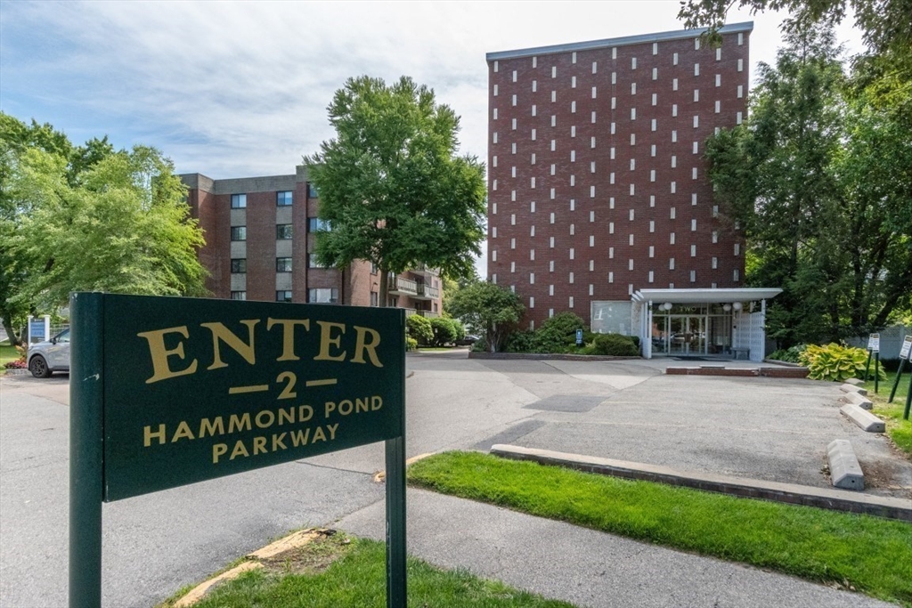 2 Hammond Pond Pkwy 402