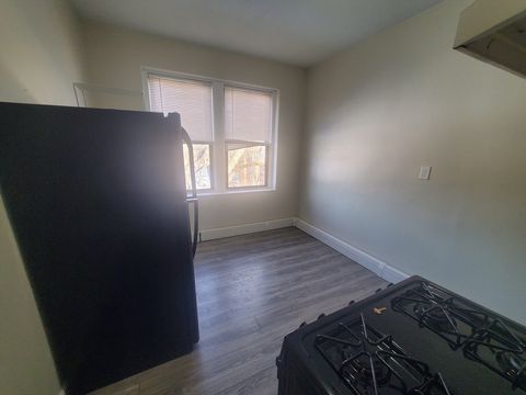 14 Abbottsford 9 Boston MA 02121