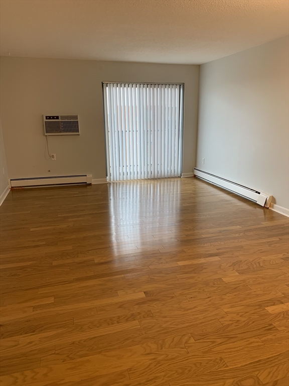 800 Governors Dr 30