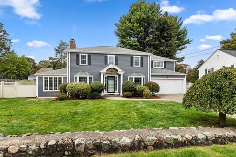 73 Grove St Winchester MA 01890