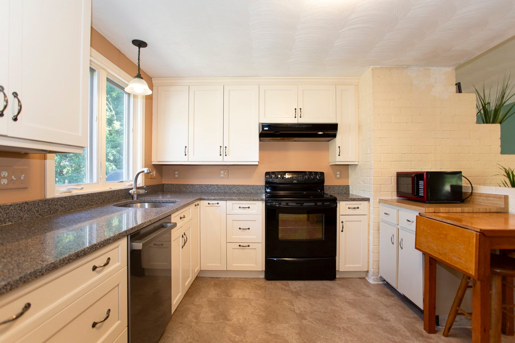 11 Mary Agnes Road, Framingham, MA, 11 Mary Agnes Road, Framingham, MA Photo #2